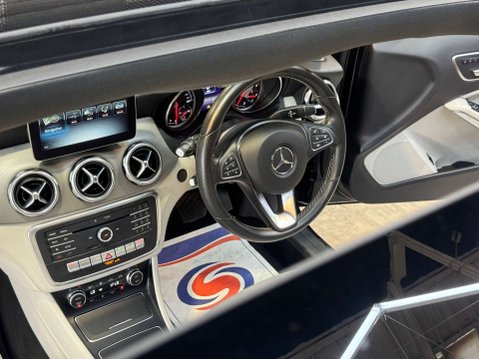Mercedes-Benz GLA 2.1 GLA 200 Sport Premium+ D Auto 5dr 72