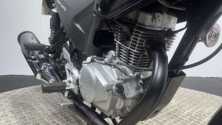 Honda CBF125 CBF125 2012 ONLY 5K MOT SERVICED ICONIC LEARNER BIKE 125CC 32