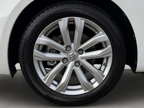 Suzuki Swift 1.2 SZ4 [Nav] 5dr Auto 13