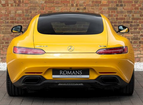 Mercedes-Benz Amg GT GT S 5