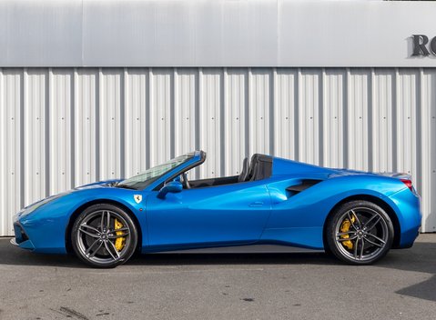 Ferrari 488 Spider 2