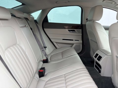 Jaguar XF 2.0 XF Portfolio D Auto 4dr 24