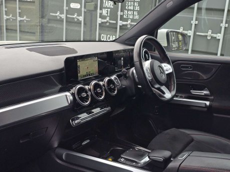 Mercedes-Benz GLB 1.3 GLB200 AMG Line SUV 5dr Petrol 7G-DCT Euro 6 (s/s) (163 ps) 22