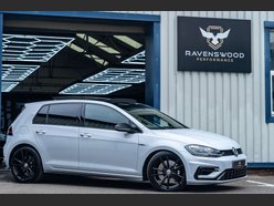 Volkswagen Golf 2.0 Golf R TSi Semi-Auto 4WD 5dr 1
