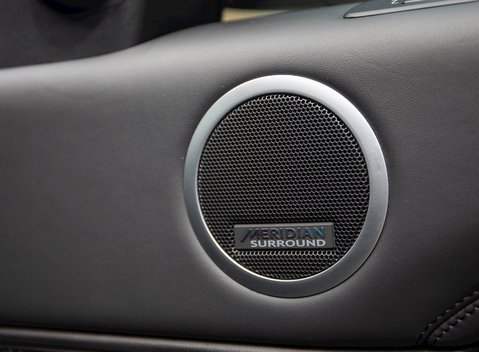 Land Rover Discovery Td6 HSE Luxury 25