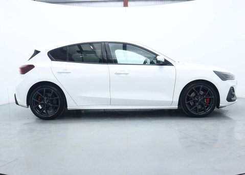 Ford Focus 2.3T EcoBoost ST Hatchback 5dr Petrol Manual Euro 6 (s/s) (280 ps) 13