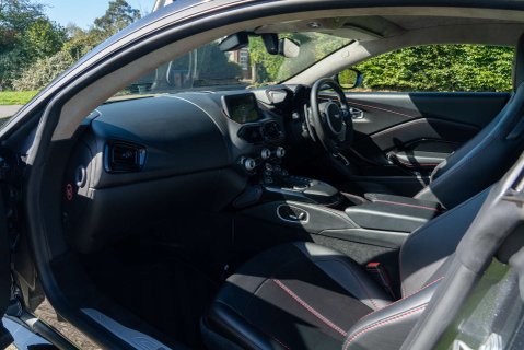 Aston Martin Vantage 4.0 Vantage V8 Auto 3dr 9