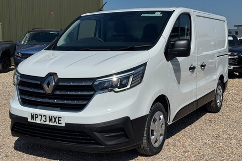 Renault Trafic SWB L1H1 Low Roof Business Plus SL28 Air Con Camera Sensors Euro 6