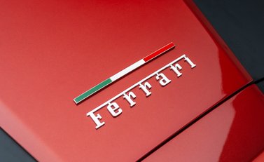 Ferrari F8 Spider 33