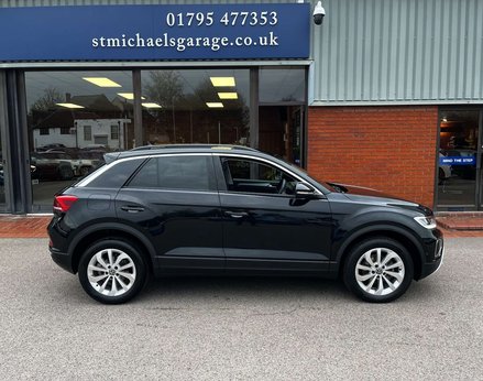 Volkswagen T-Roc 1.5 T-Roc Match TSI S-A 5dr 10