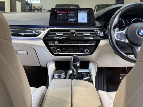BMW 5 Series 3.0 530d xDrive M Sport Auto 4WD 4dr 46