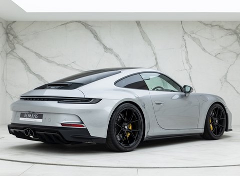 Porsche 911 (992) GT3 Touring 7