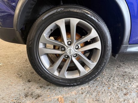 Nissan Juke 1.6 N-Connecta XTRON Euro 6 5dr 15