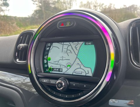 Mini Countryman 2.0 Countryman Cooper D ALL4 Auto 4WD 5dr 18