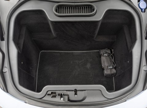 McLaren 675LT Spider 38