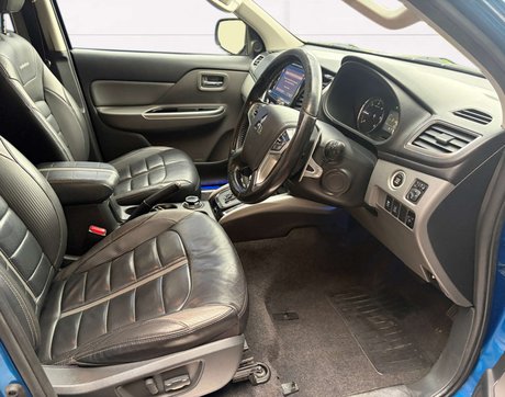 Mitsubishi L200 2.4 L200 Barbarian DI-D Auto 4WD 10