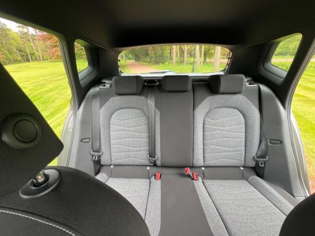 SEAT Arona ECOTSI XPERIENCE DSG 12