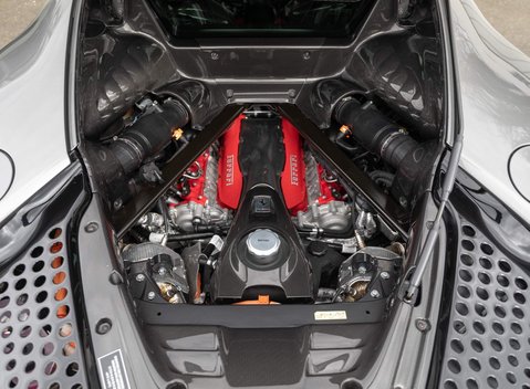 Ferrari SF90 Stradale 35