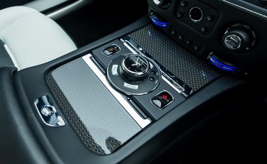Rolls-Royce Wraith Black Badge 25