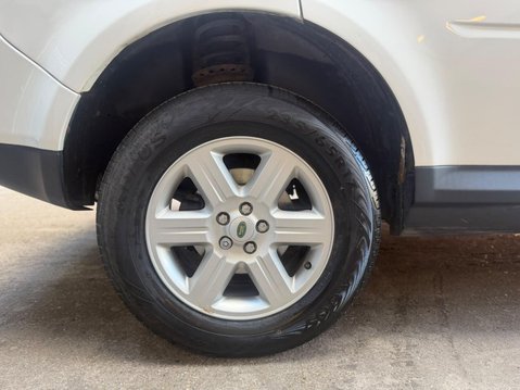 Land Rover Freelander 2 2.2 TD4e S 4WD Euro 4 (s/s) 5dr 22
