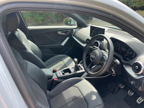 Audi Q2 1.0 TFSI 30 S line SUV 5dr Petrol Manual Euro 6 (s/s) (116 ps) 69