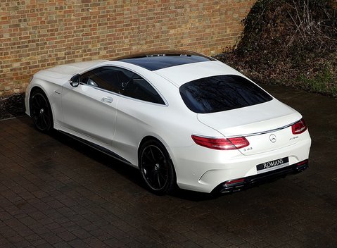Mercedes-Benz S Class S63 Coupe 13