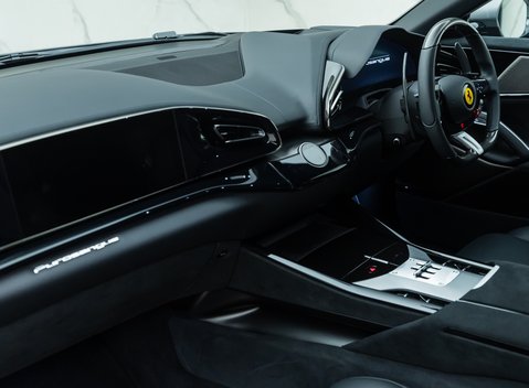 Ferrari Purosangue 23