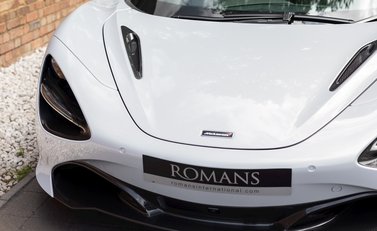 McLaren 720S Performance 22