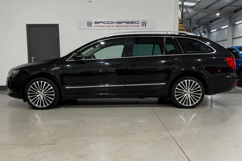 Skoda Superb LAURIN AND KLEMENT V6 DSG 9