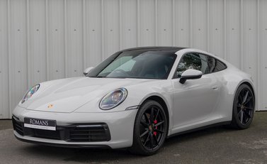 Porsche 911 Carrera S (992) 6