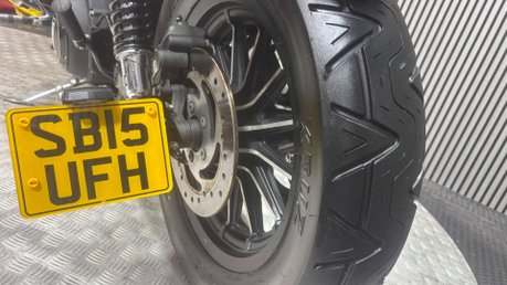 Harley-Davidson Sportster 883 XL883N IRON 2015 20K NEW MOT SERVICED CRUISER BIKE 42