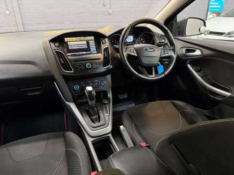 Ford Focus 1.6 Focus Zetec Auto 5dr 40