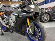 Yamaha R1M 1000 Super Sports Petrol Manual (200 ps) 13