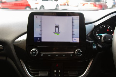 Ford Fiesta TITANIUM MHEV 28