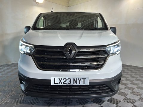 Renault Trucks Uk Trafic 2.0 dCi Blue LL30 Panel Van 5dr Diesel Manual L2 H1 Euro 6 (s/s) 33