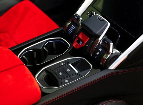 Lamborghini Urus NERO Design 20