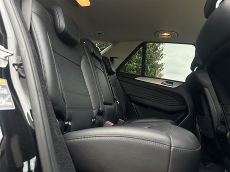 Mercedes-Benz GLE GLE 250 D 4MATIC AMG LINE 51