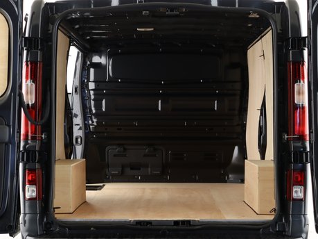 Renault Trafic LL30 Blue dCi 150 Extra Sport [Safety] Van 3