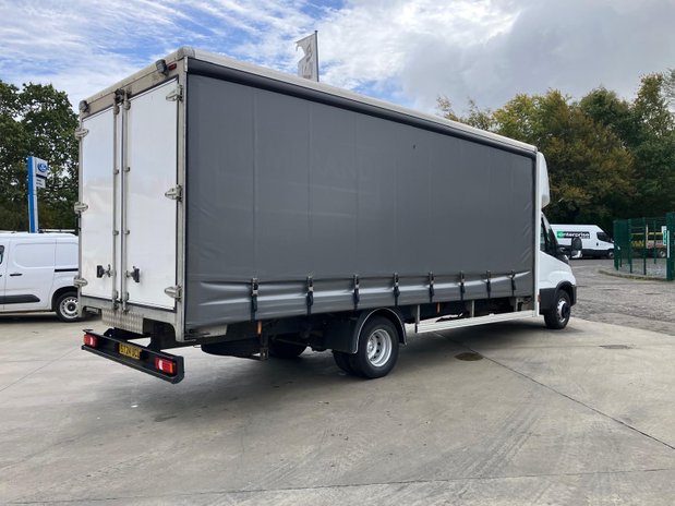 Iveco Daily Daily 72C18HA8 Hi-Matic Business Curtainsider 4