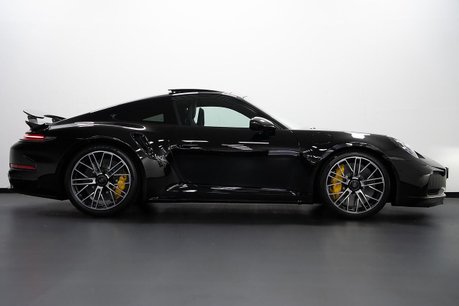 Porsche 911 3.6 T-Hybrid Turbo S Coupe 2dr Petrol Hybrid PDK 4WD Euro 6 (s/s) (711 ps) 32