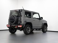 Suzuki Jimny Sierra SUV 1.5 AUTOMATIC petrol 33