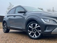 Hyundai KONA T-GDI PREMIUM MHEV 14