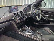 BMW M4 3.0 BiTurbo Coupe 2dr Petrol DCT Euro 6 (s/s) (431 ps) 8