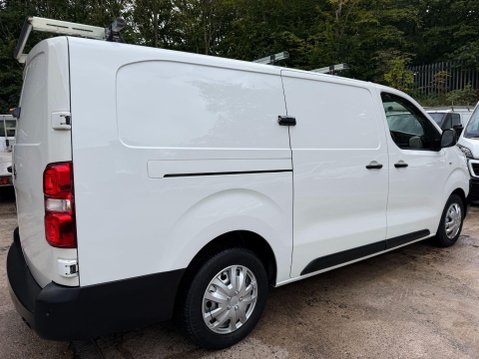 Vauxhall Vivaro 1.5 Turbo D 2900 Dynamic Panel Van 6dr Diesel Manual L2 H1 Euro 6 (s/s) (10 9