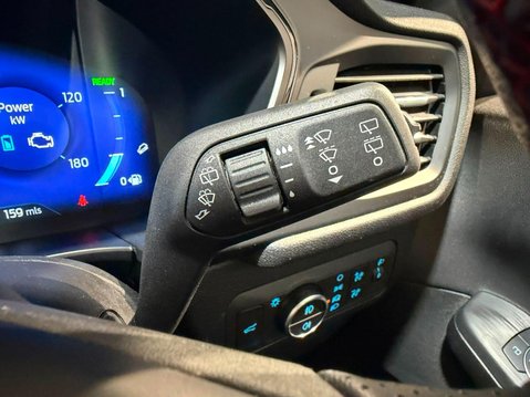 Ford Kuga 2.5h Duratec ST-Line Edition CVT Euro 6 (s/s) 5dr 25