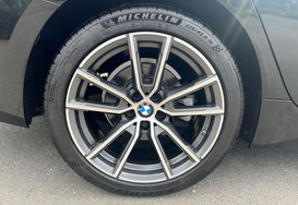 BMW 3 Series 318D SPORT 14