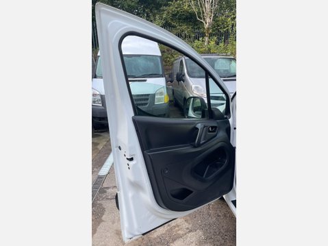 Peugeot Partner 1.6 HDi 850 S Panel Van 4dr Diesel Manual L1 (132 g/km, 90 bhp) 32
