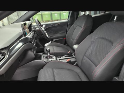 Ford Focus ST-LINE 27