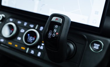 Land Rover Defender 110 TROPHY EDITION KESWICK 36