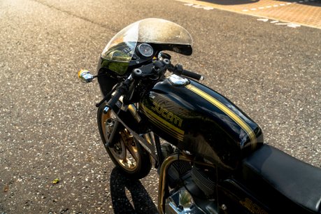 Ducati 900 SS DESMO. EXCELLENT EXAMPLE. NEW GASKETS. UPDATED CARBS. SINGLE & DUAL SEAT 16